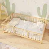 Sheffield - Montessori Playpen Low Bed with Cylindrical Railings and Gate